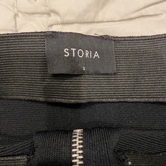 Fit and Flare skirt - Picture 5 of 5